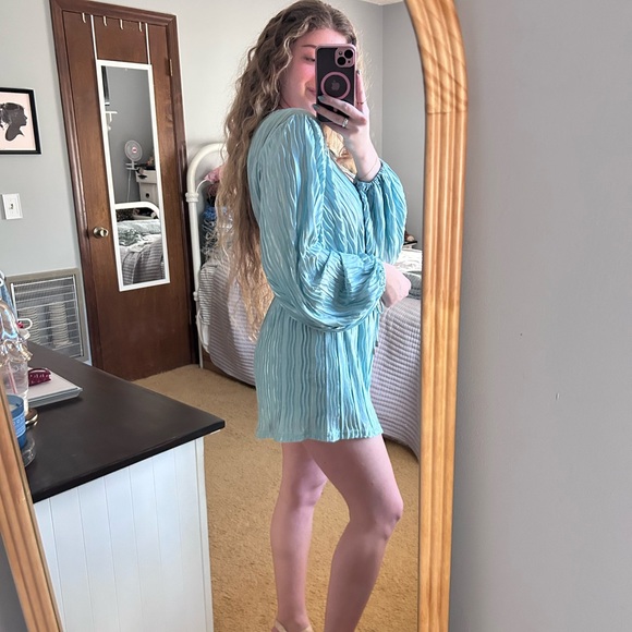 Summer/Spring Blue Romper - Picture 3 of 8
